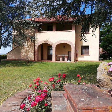 팔라야 Agriturismo Montemari 빌라 외부 사진