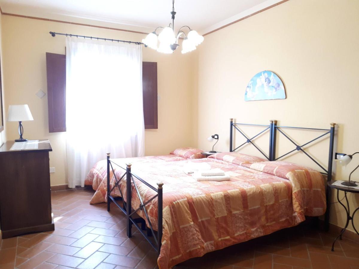 팔라야 Agriturismo Montemari 빌라 외부 사진