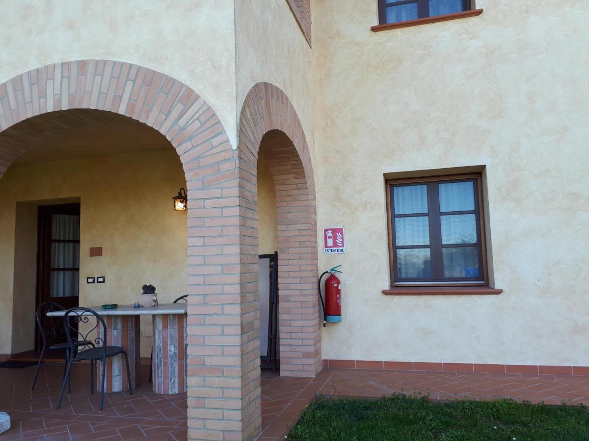 팔라야 Agriturismo Montemari 빌라 외부 사진